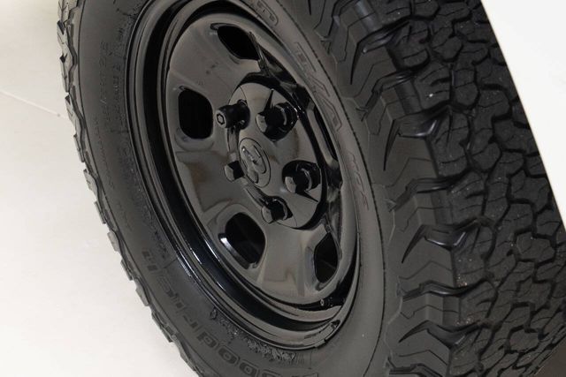 2017 Ram 1500 Tradesman 4x4 4dr Quad Cab 6.3 ft. SB Pickup | Houston, TX | Houston Auto Credit