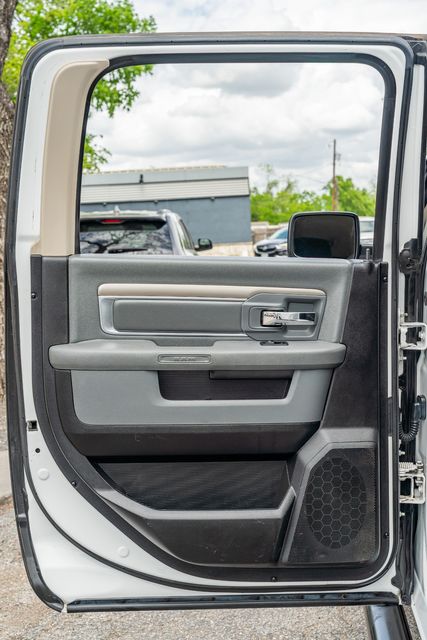 2017 Ram 2500 SLT CREW CAB 4X4 LONG BOX / 6.7L CUMMINS | Austin, TX | Rocky Mountain Truck Stop Austin