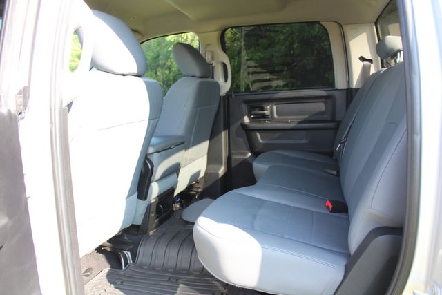 2017 Ram 2500 Diesel 4x4 Manual Tradesman | Roscoe, IL | Autoland Outlets 2017 Ram 2500 Diesel 4x4 Manual Tradesman | Roscoe, IL | Autoland Outlets