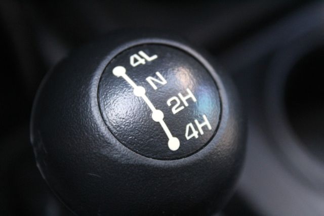 2017 Ram 2500 Diesel 4x4 Manual Tradesman | Roscoe, IL | Autoland Outlets 2017 Ram 2500 Diesel 4x4 Manual Tradesman | Roscoe, IL | Autoland Outlets