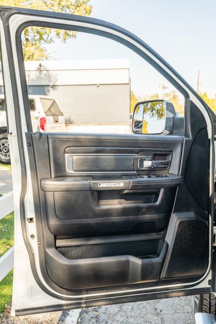 2017 Ram 3500 Laramie Limited MEGA CAB 4X4 AISIN TRANS / 1-OWNER | Dallas, TX | Rocky Mountain Truck Stop Dallas 2017 Ram 3500 Laramie Limited MEGA CAB 4X4 AISIN TRANS / 1-OWNER | Dallas, TX | Rocky Mountain Truck Stop Dallas