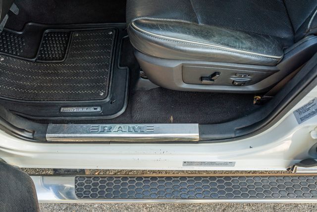 2017 Ram 3500 Laramie Limited MEGA CAB 4X4 AISIN TRANS / 1-OWNER | Austin, TX | Rocky Mountain Truck Stop Austin 2017 Ram 3500 Laramie Limited MEGA CAB 4X4 AISIN TRANS / 1-OWNER | Austin, TX | Rocky Mountain Truck Stop Austin