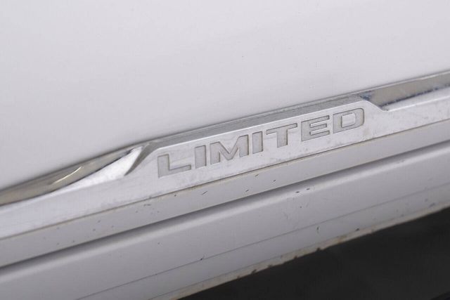 2017 Ram 3500 Laramie Limited 4x4 4dr Crew Cab 8 ft. LB DRW P... | Houston, TX | Houston Auto Credit 2017 Ram 3500 Laramie Limited 4x4 4dr Crew Cab 8 ft. LB DRW P... | Houston, TX | Houston Auto Credit