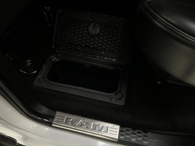 2017 Ram 3500 Laramie Limited 4x4 4dr Crew Cab 8 ft. LB DRW P... | Houston, TX | Houston Auto Credit 2017 Ram 3500 Laramie Limited 4x4 4dr Crew Cab 8 ft. LB DRW P... | Houston, TX | Houston Auto Credit