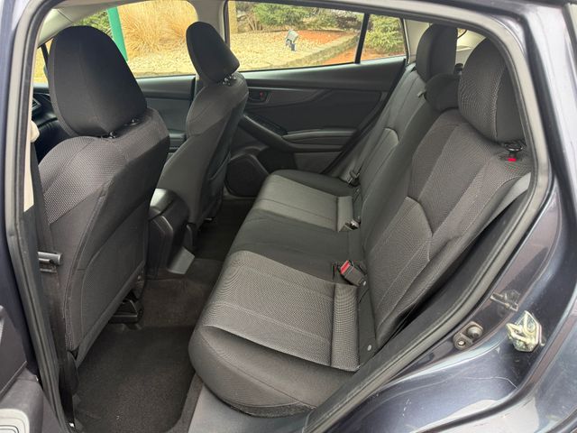 2017 Subaru Impreza 2.0i