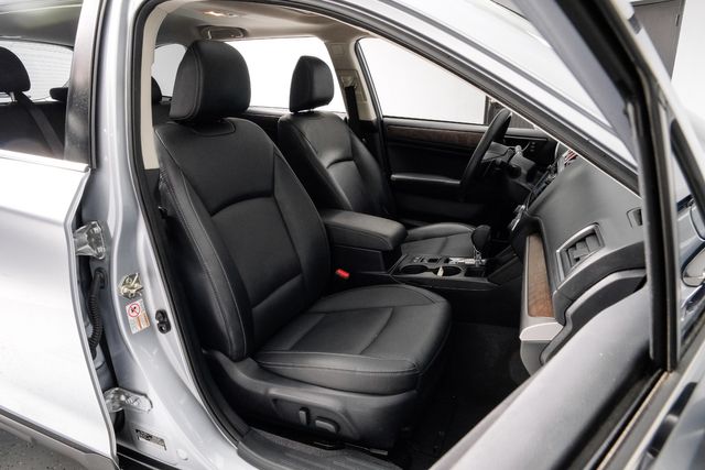 2017 Subaru Outback 2.5i Limited AWD OneOwner Navigation PopularPkg | Dallas, TX | Stevens Motor Company LLC 2017 Subaru Outback 2.5i Limited AWD OneOwner Navigation PopularPkg | Dallas, TX | Stevens Motor Company LLC