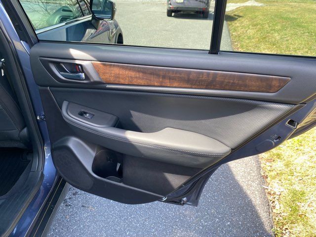 2017 Subaru Outback 3.6R Limited | Ephrata, PA | Pine Tree Motors 2017 Subaru Outback 3.6R Limited | Ephrata, PA | Pine Tree Motors