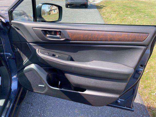 2017 Subaru Outback 3.6R Limited | Ephrata, PA | Pine Tree Motors 2017 Subaru Outback 3.6R Limited | Ephrata, PA | Pine Tree Motors