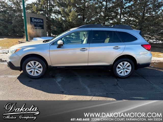 2017 Subaru Outback 2.5i Premium | Farmington, MN | Dakota Motor Company 