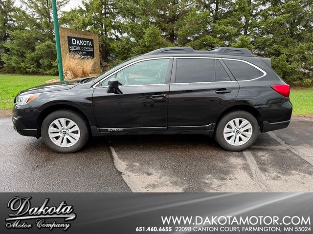 2017 Subaru Outback 2.5i Premium | Farmington, MN | Dakota Motor Company 