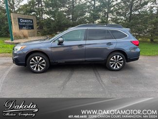 2017 Subaru Outback 3.6R Limited | Farmington, MN | Dakota Motor Company 