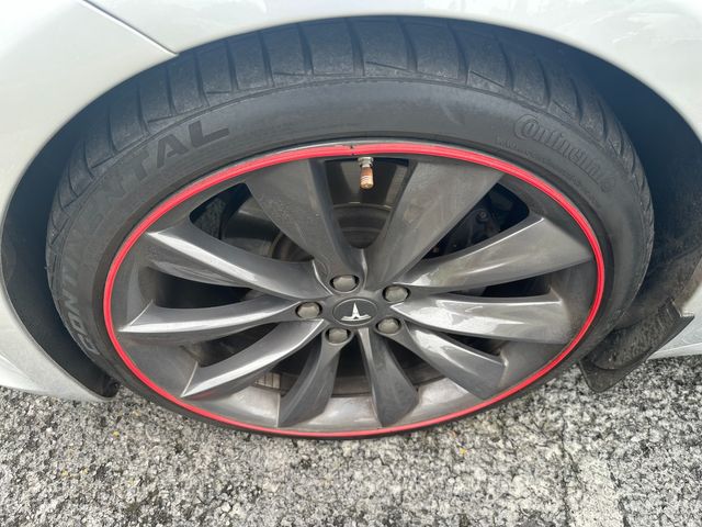 2017 Tesla Model S 90D | Ashland, OR | Ashland Motor Company 2017 Tesla Model S 90D | Ashland, OR | Ashland Motor Company