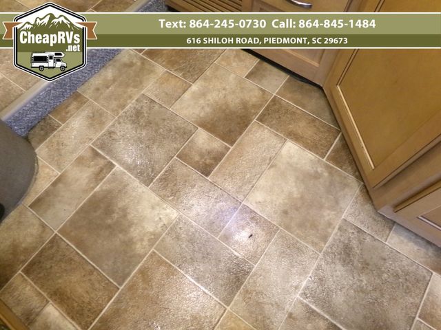 2017 Thor Chateau 31w  | Piedmont, SC | Cheap RV's LLC