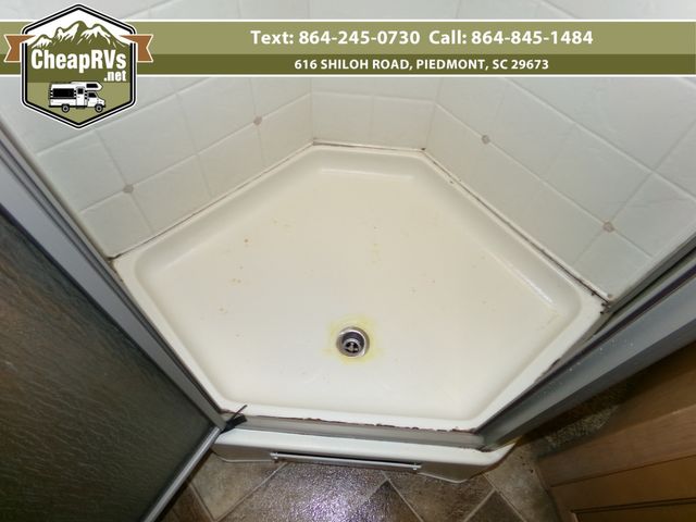 2017 Thor Chateau 31w  | Piedmont, SC | Cheap RV's LLC