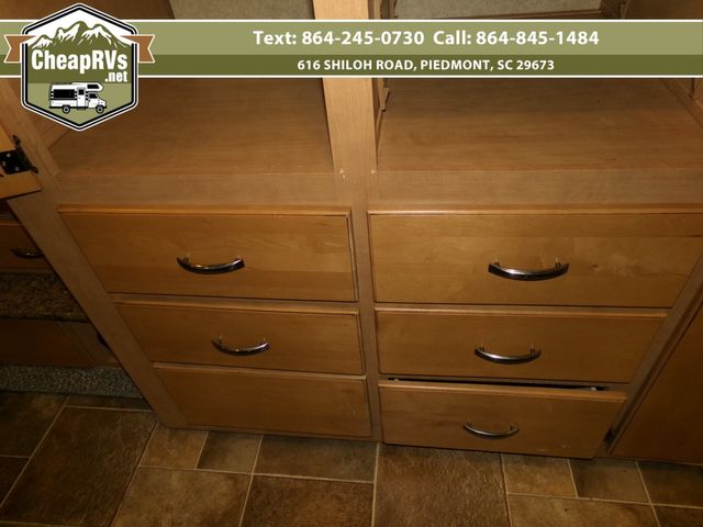 2017 Thor Chateau 31w  | Piedmont, SC | Cheap RV's LLC