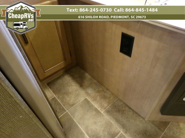 2017 Thor Chateau 31w  | Piedmont, SC | Cheap RV's LLC