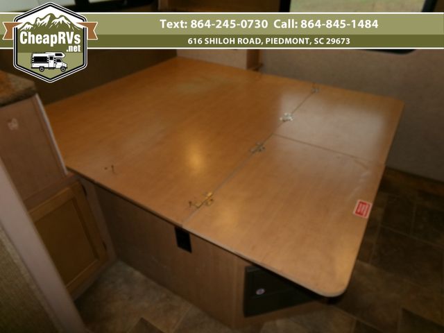 2017 Thor Chateau 31w  | Piedmont, SC | Cheap RV's LLC