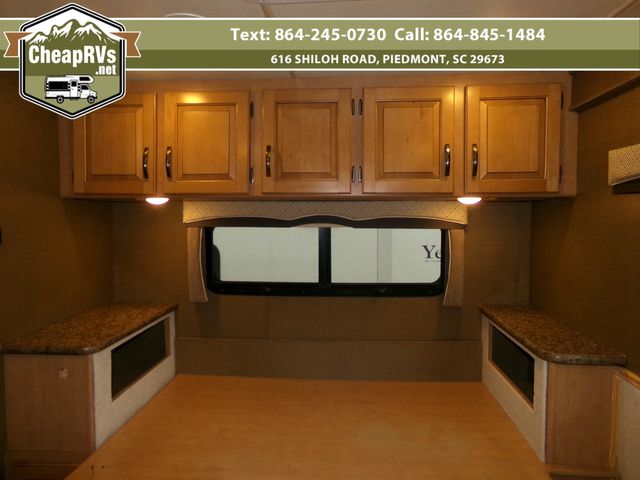 2017 Thor Chateau 31w  | Piedmont, SC | Cheap RV's LLC