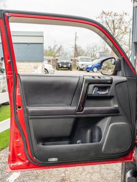 2017 Toyota 4Runner TRD Pro 4X4 / 1-OWNER W/ UPGRADES / LOADED 4WD | Austin, TX | Rocky Mountain Truck Stop Austin