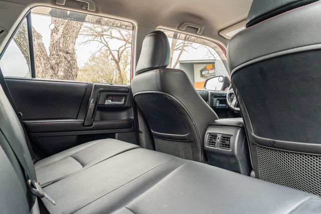 2017 Toyota 4Runner TRD Pro 4X4 / 1-OWNER W/ UPGRADES / LOADED 4WD | Austin, TX | Rocky Mountain Truck Stop Austin