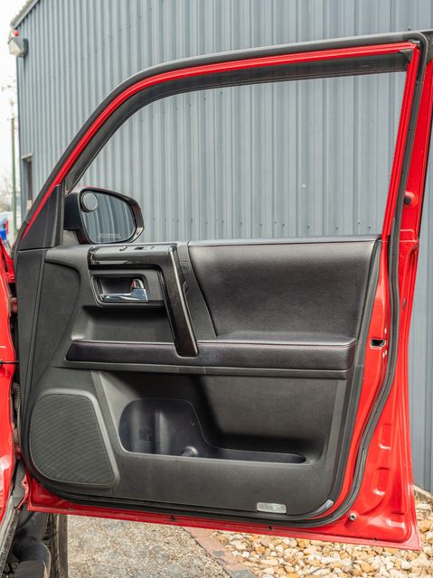 2017 Toyota 4Runner TRD Pro 4X4 / 1-OWNER W/ UPGRADES / LOADED 4WD | Dallas, TX | Rocky Mountain Truck Stop Dallas 2017 Toyota 4Runner TRD Pro 4X4 / 1-OWNER W/ UPGRADES / LOADED 4WD | Dallas, TX | Rocky Mountain Truck Stop Dallas