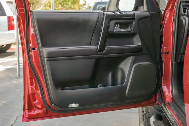 2017 Toyota 4Runner TRD Pro 4X4 / 1-OWNER W/ UPGRADES | Austin, TX | Rocky Mountain Truck Stop Austin 2017 Toyota 4Runner TRD Pro 4X4 / 1-OWNER W/ UPGRADES | Austin, TX | Rocky Mountain Truck Stop Austin