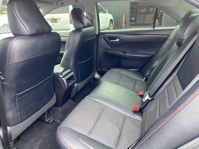 2017 Toyota Camry SE