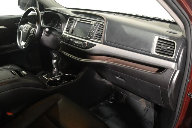 2017 Toyota Highlander XLE | Branford, CT | Sound Auto Wholesalers