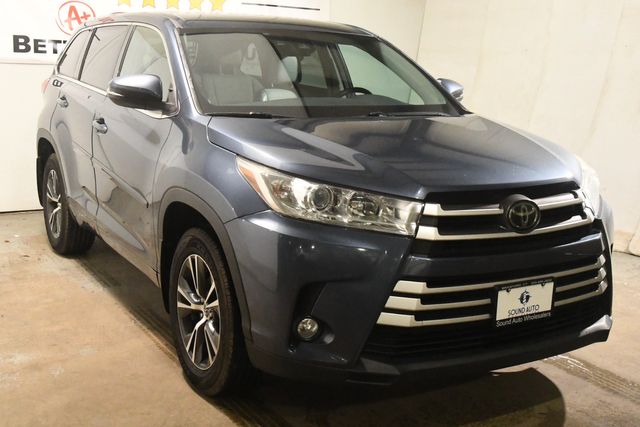 2017 Toyota Highlander LE Plus | Branford, CT | Sound Auto Wholesalers 2017 Toyota Highlander LE Plus | Branford, CT | Sound Auto Wholesalers