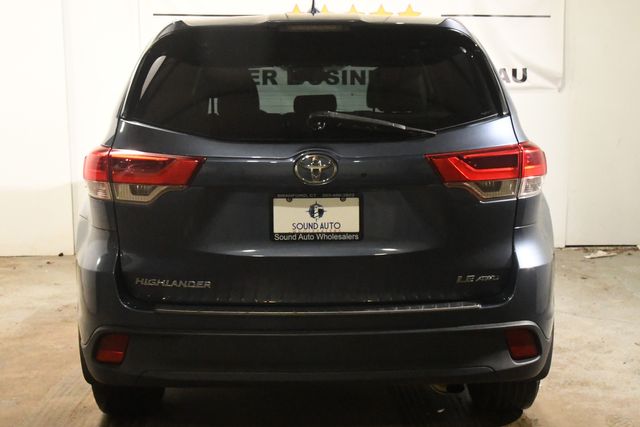 2017 Toyota Highlander LE Plus | Branford, CT | Sound Auto Wholesalers
