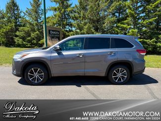 2017 Toyota Highlander XLE | Farmington, MN | Dakota Motor Company 