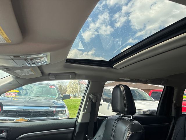 2017 Toyota Highlander SE | Ontario, OH | New Haven Auto Sales 2017 Toyota Highlander SE | Ontario, OH | New Haven Auto Sales