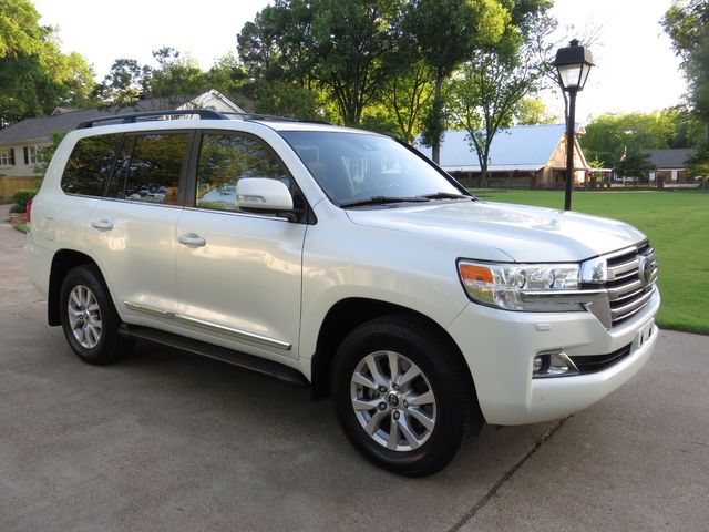 2017 Toyota Land Cruiser