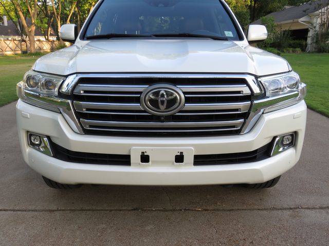 2017 Toyota Land Cruiser