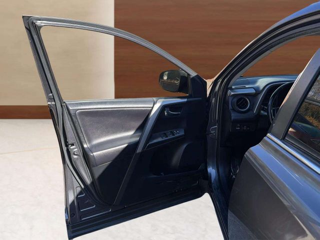 2017 Toyota RAV4 XLE | Alpharetta, GA | Star Motors 2017 Toyota RAV4 XLE | Alpharetta, GA | Star Motors