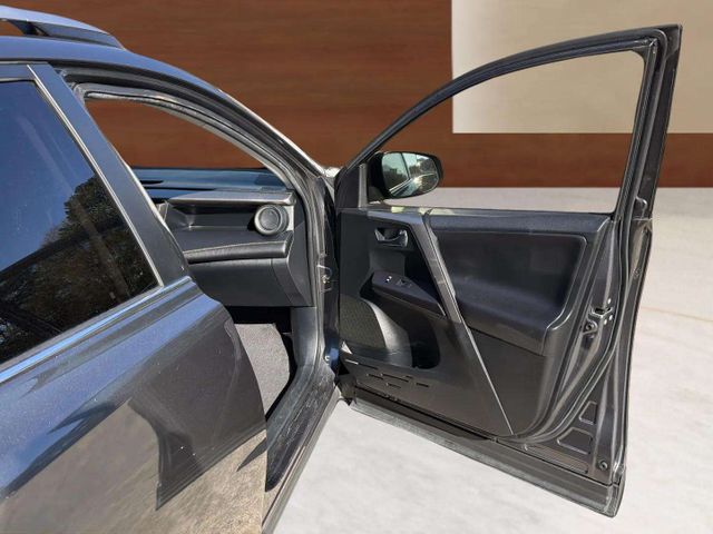 2017 Toyota RAV4 XLE | Alpharetta, GA | Star Motors 2017 Toyota RAV4 XLE | Alpharetta, GA | Star Motors