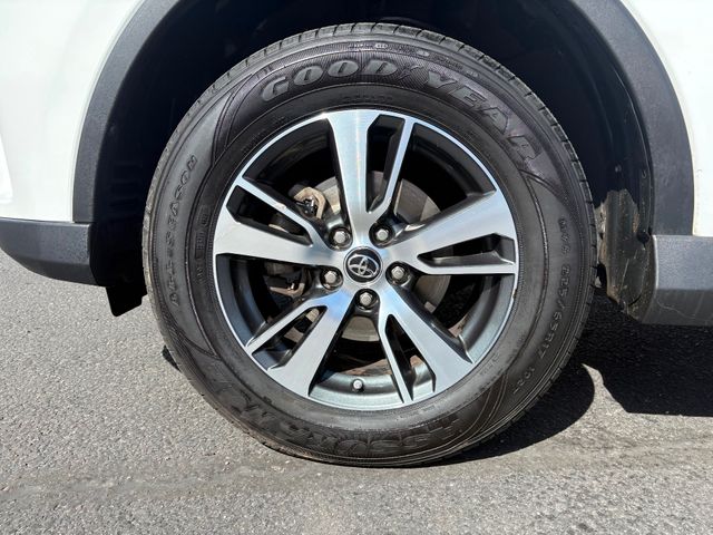 2017 Toyota RAV4 XLE 2017 Toyota RAV4 XLE