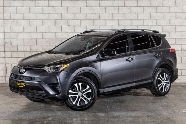 2017 Toyota RAV4 LE | Van Nuys, CA | Stellar Auto INC.