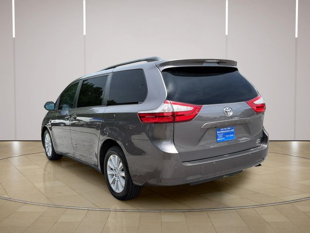 2017 Toyota Sienna XLE Premium 7-Passenger | Alpharetta, GA | Star Motors 2017 Toyota Sienna XLE Premium 7-Passenger | Alpharetta, GA | Star Motors