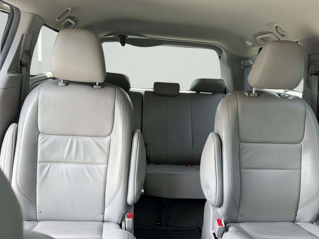2017 Toyota Sienna XLE Premium 7-Passenger | Alpharetta, GA | Star Motors