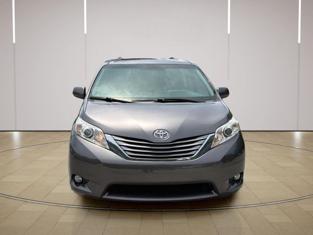 2017 Toyota Sienna XLE Premium 7-Passenger | Alpharetta, GA | Star Motors