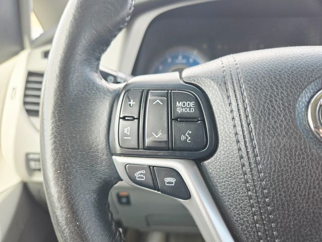 2017 Toyota Sienna XLE 7-Passenger | Ellisville, MO | AutoPort