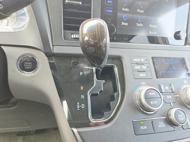 2017 Toyota Sienna XLE 7-Passenger | Ellisville, MO | AutoPort 2017 Toyota Sienna XLE 7-Passenger | Ellisville, MO | AutoPort