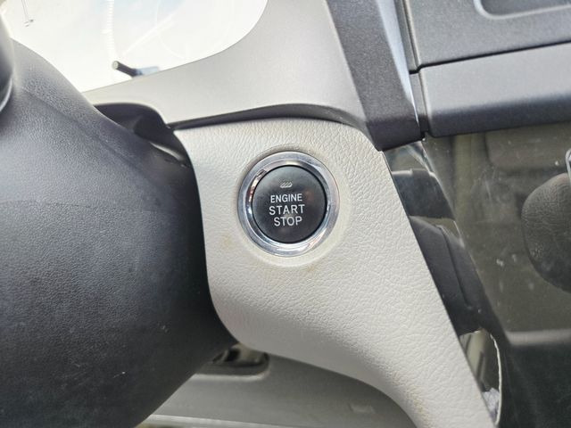 2017 Toyota Sienna XLE 7-Passenger | Ellisville, MO | AutoPort