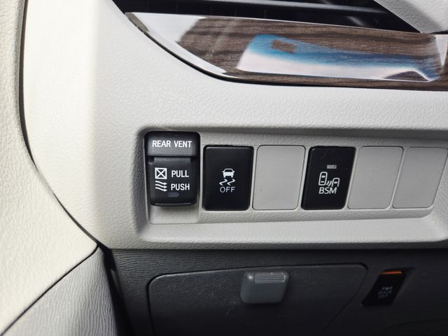 2017 Toyota Sienna XLE 7-Passenger | Ellisville, MO | AutoPort 2017 Toyota Sienna XLE 7-Passenger | Ellisville, MO | AutoPort