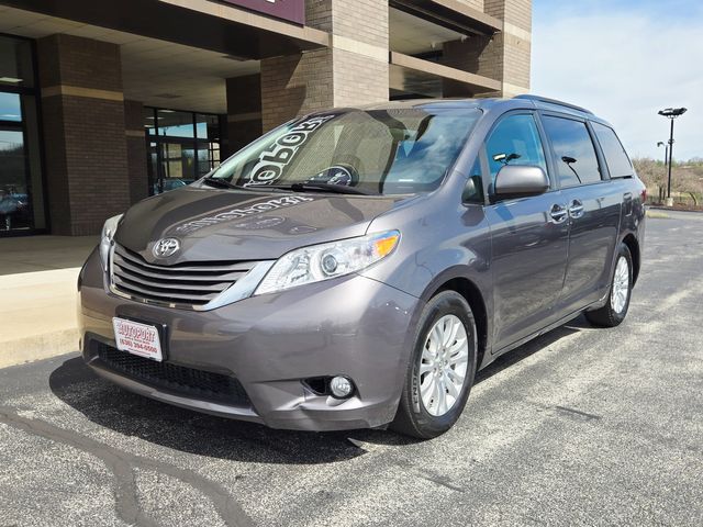 2017 Toyota Sienna XLE 7-Passenger | Ellisville, MO | AutoPort 2017 Toyota Sienna XLE 7-Passenger | Ellisville, MO | AutoPort