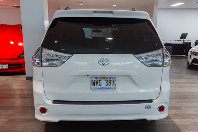 2017 Toyota Sienna SE 3RD ROW