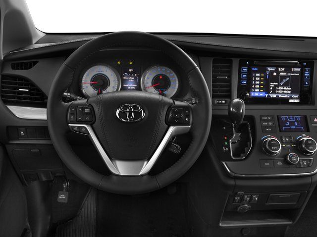 2017 Toyota Sienna SE Premium 3rd row