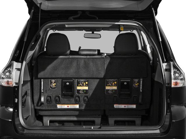 2017 Toyota Sienna SE Premium 3rd row