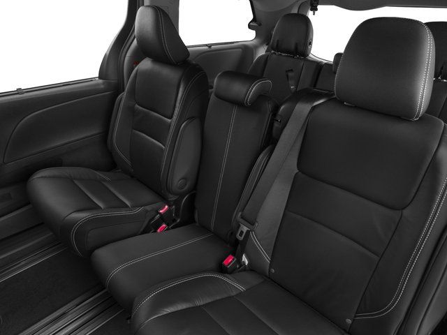 2017 Toyota Sienna SE Premium 3rd row